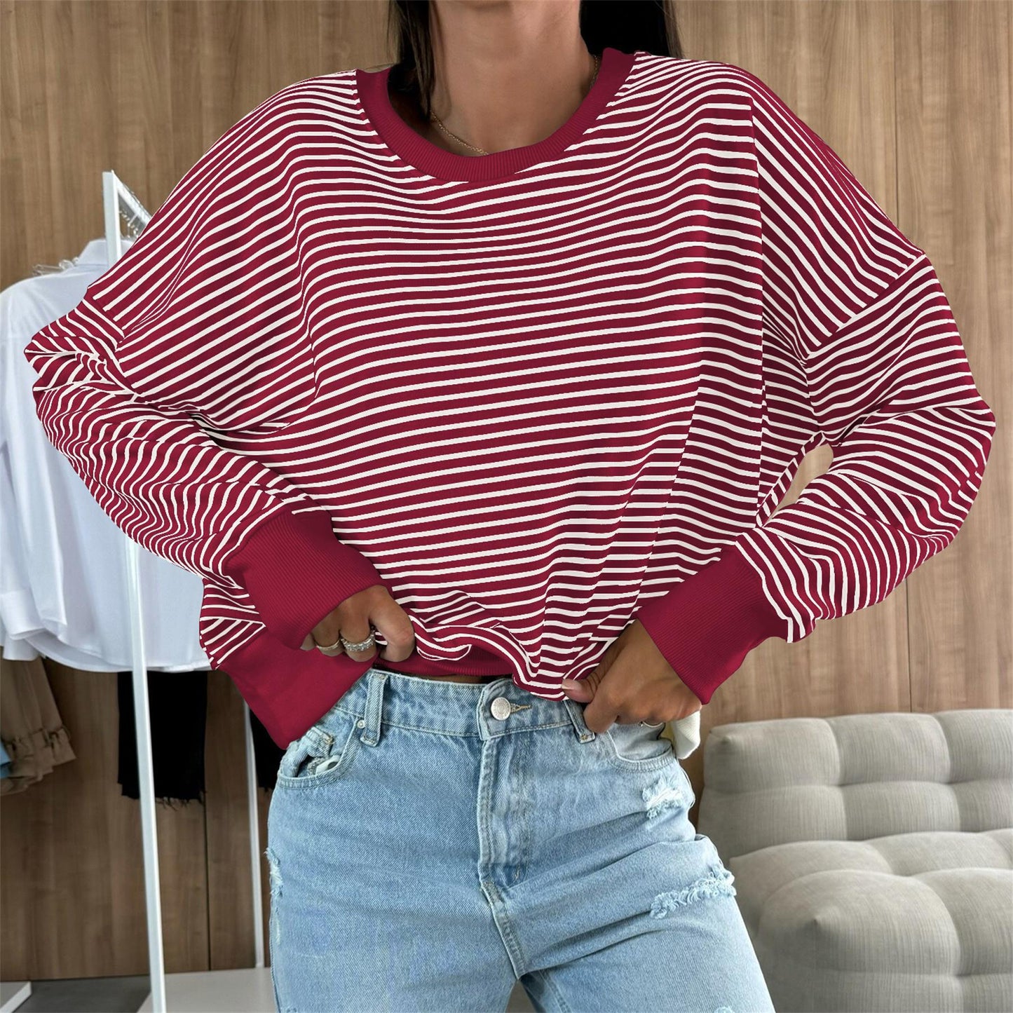 Women's Long Sleeve Round Neck Striped Contrast Color Sweaters