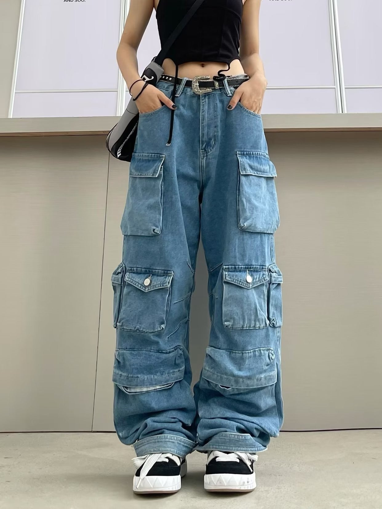 Women's Fashion Zipper Light Color Water Scrubbing Overalls Jeans