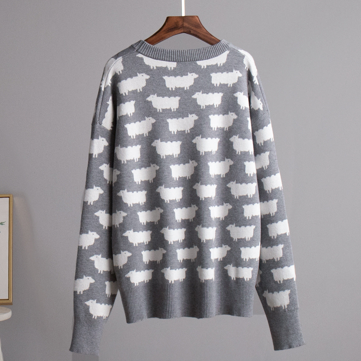 Women's Round Neck Alpaca Printed Loose-fitting Casual Sweaters