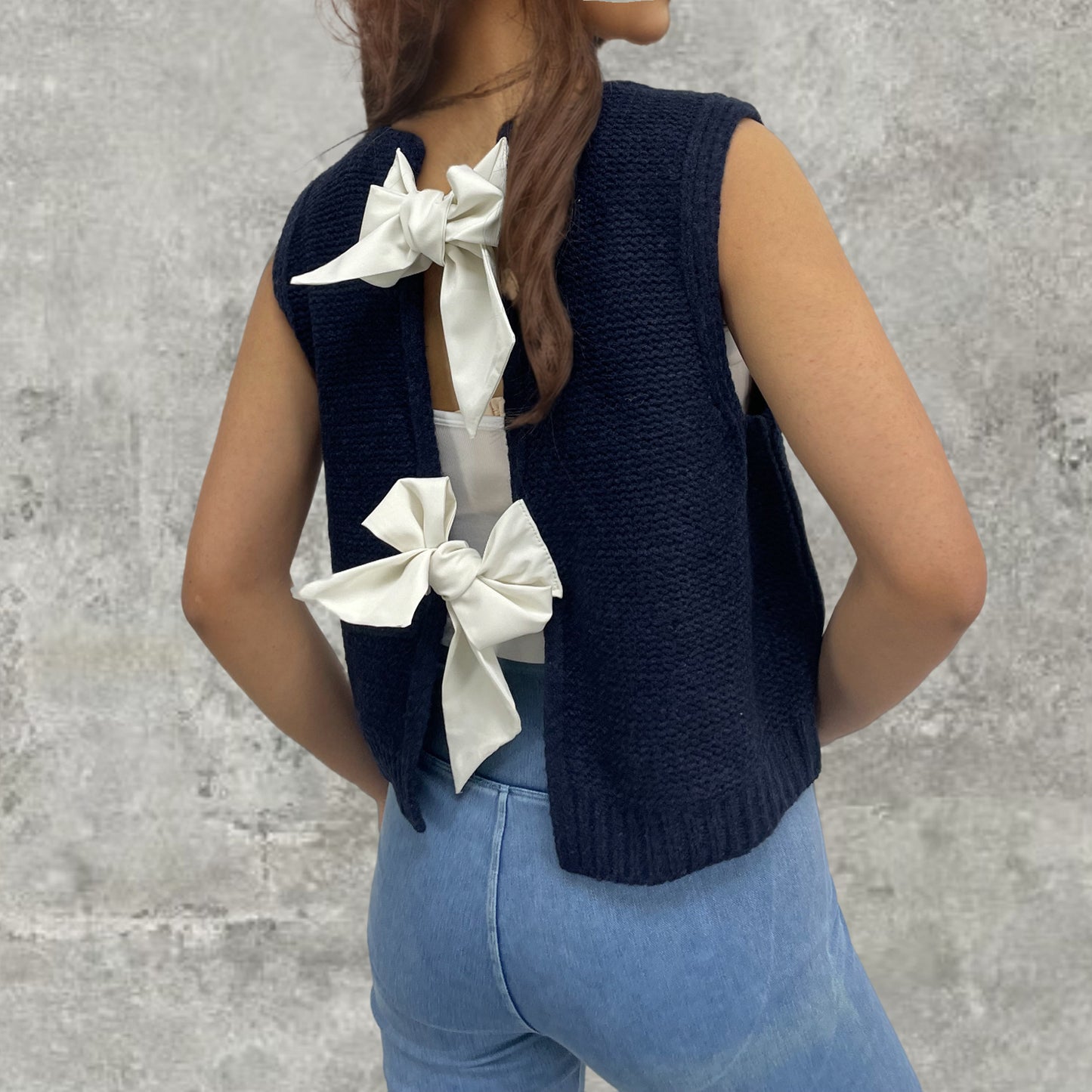 Women's Cool Versatile Sleeveless Bow Fashion Knitwear