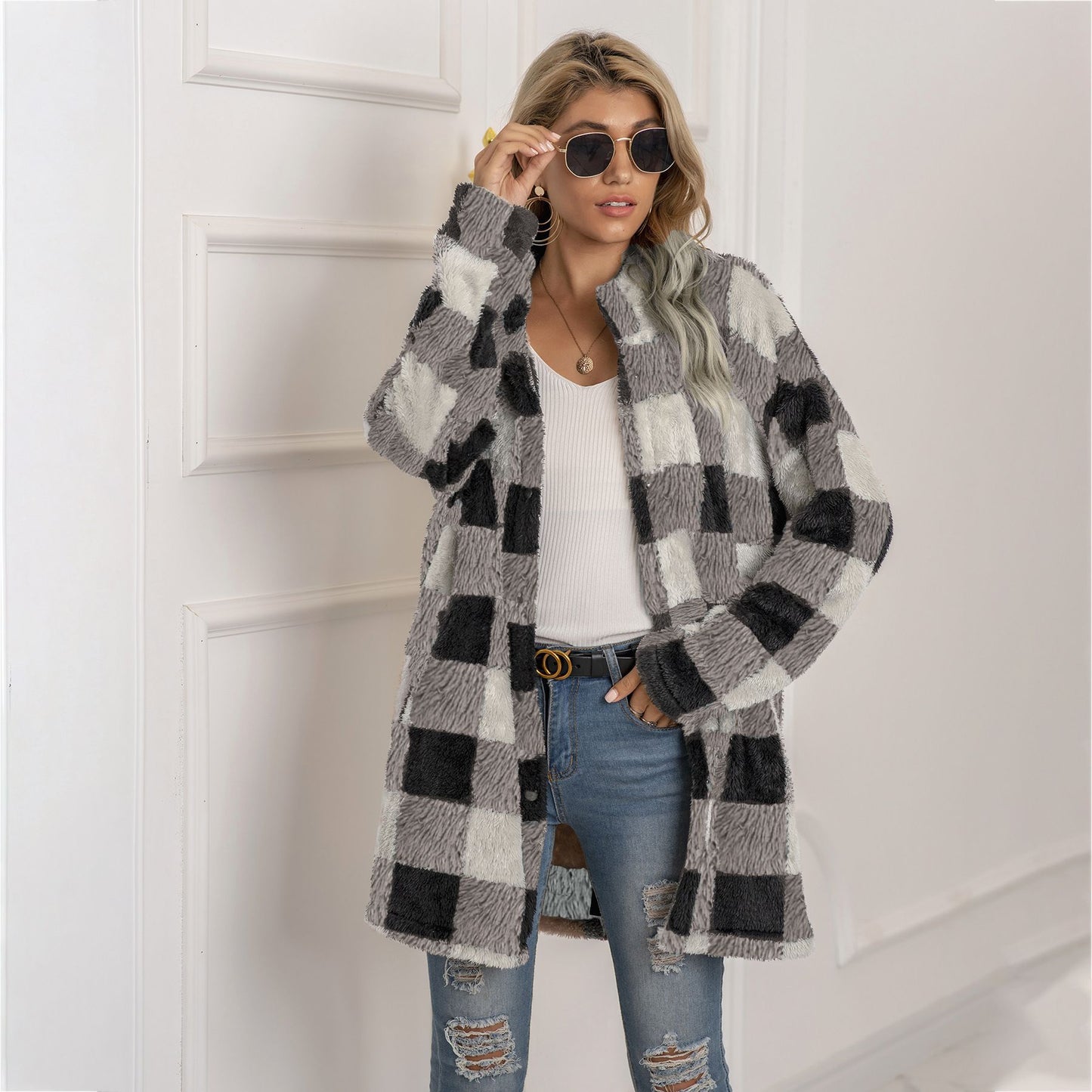 Women's Quantity Discounts Plush Plaid Long Coats