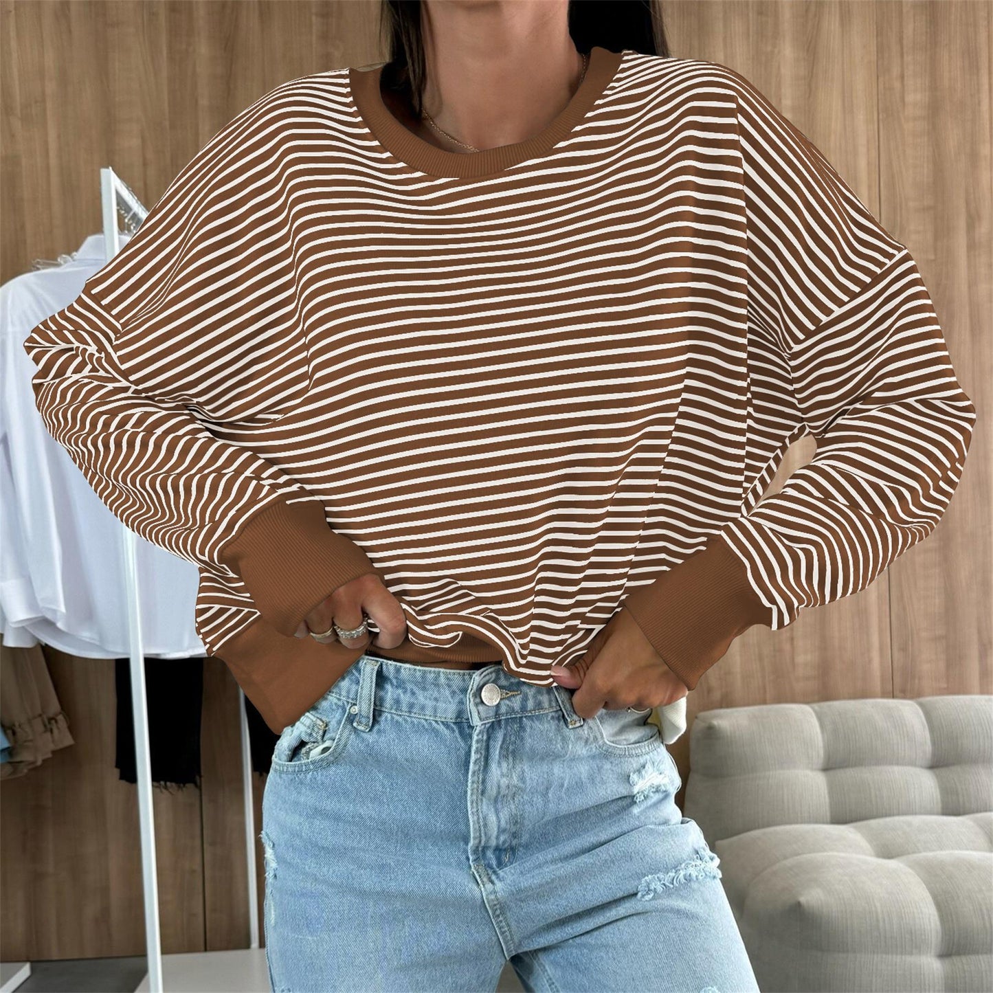 Women's Long Sleeve Round Neck Striped Contrast Color Sweaters