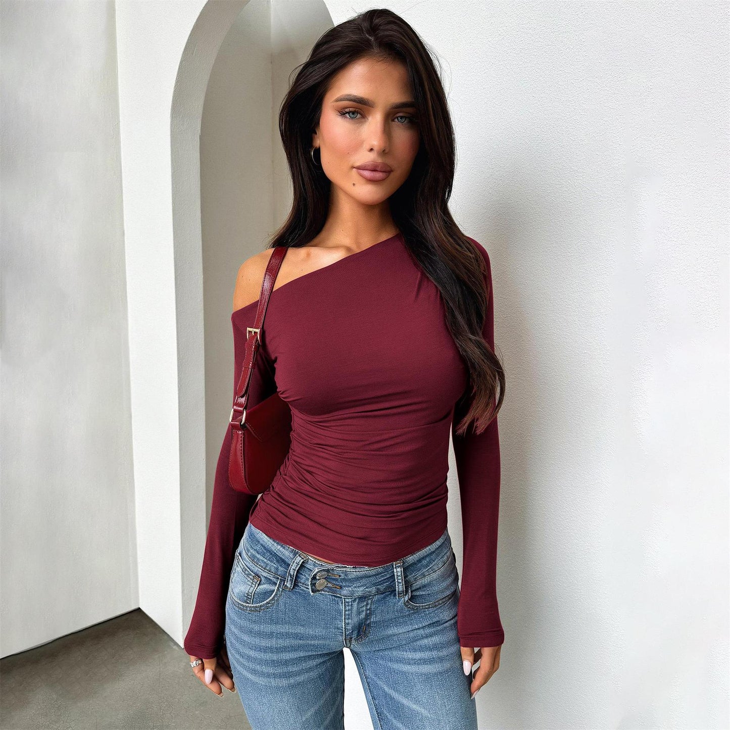 Women's Sexy Sloping Exposed Shoulder Fashion Pleated T-shirt Blouses