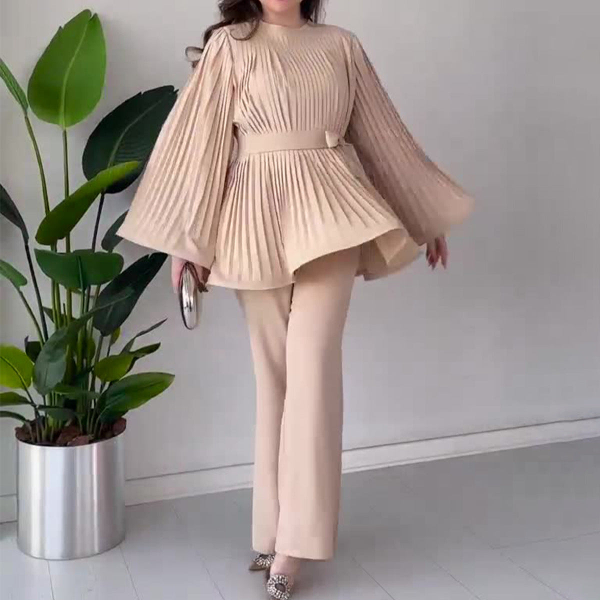 Women's Spring Pleated Design Fashionable Temperament Baggy Suits