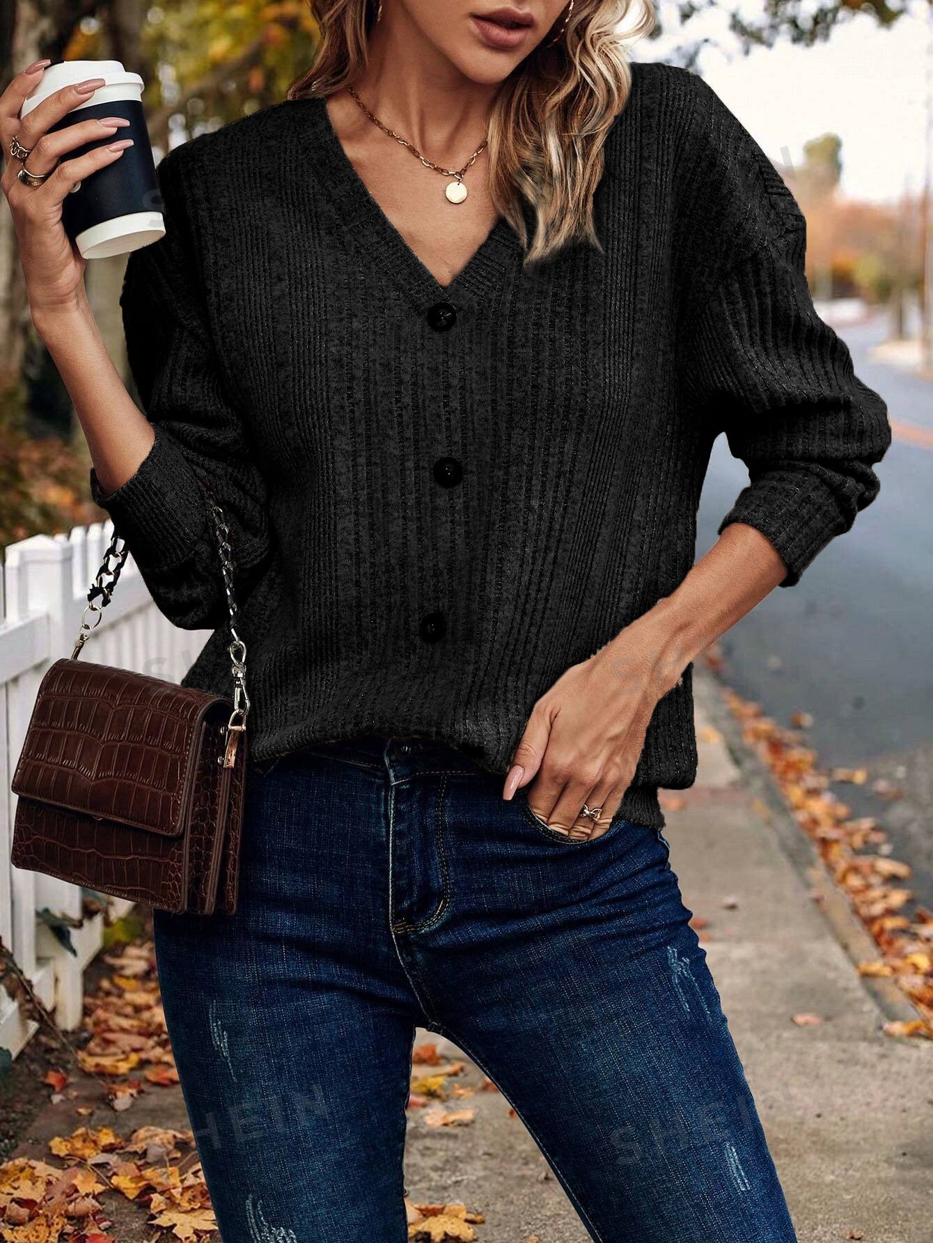 Women's Knitted Button Casual Long-sleeved Loose T-shirt Knitwear